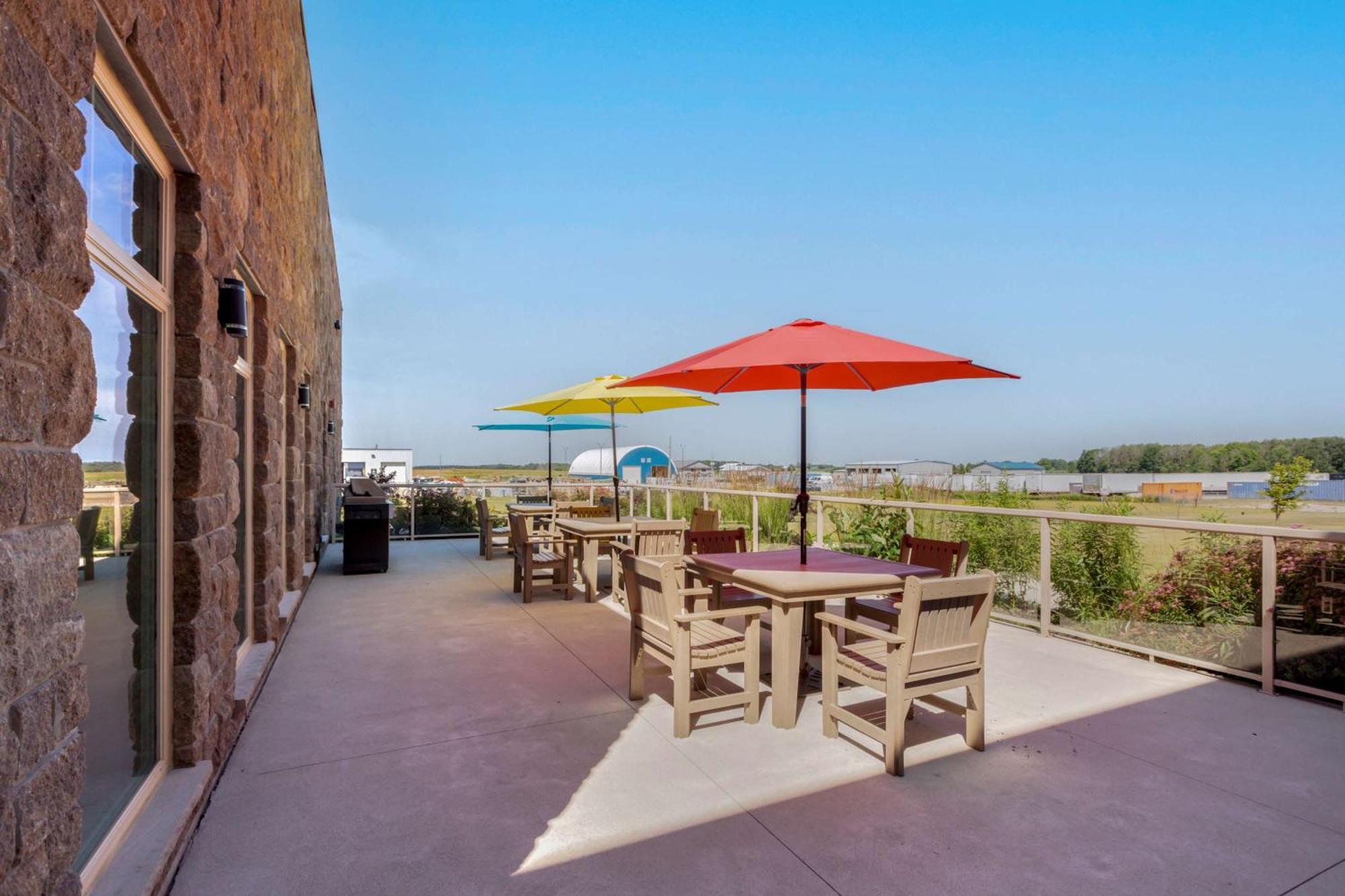 Best Western Plus Walkerton Hotel & Conference Centre Εξωτερικό φωτογραφία